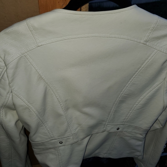 Jacket ♥️SOLD♥️ - Picture 4 of 4